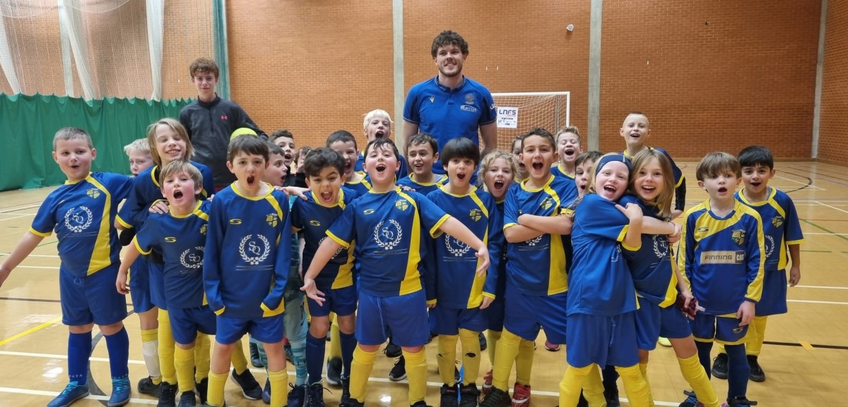 Pangbourne Youth U10 Hurricanes Pangbourne Youth FC Pangbourne, Berkshire